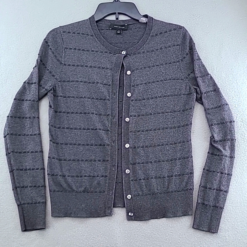 ANN TAYLOR Women's Gray Button Down Thin Knit Cardigan Sweater - Size Medium